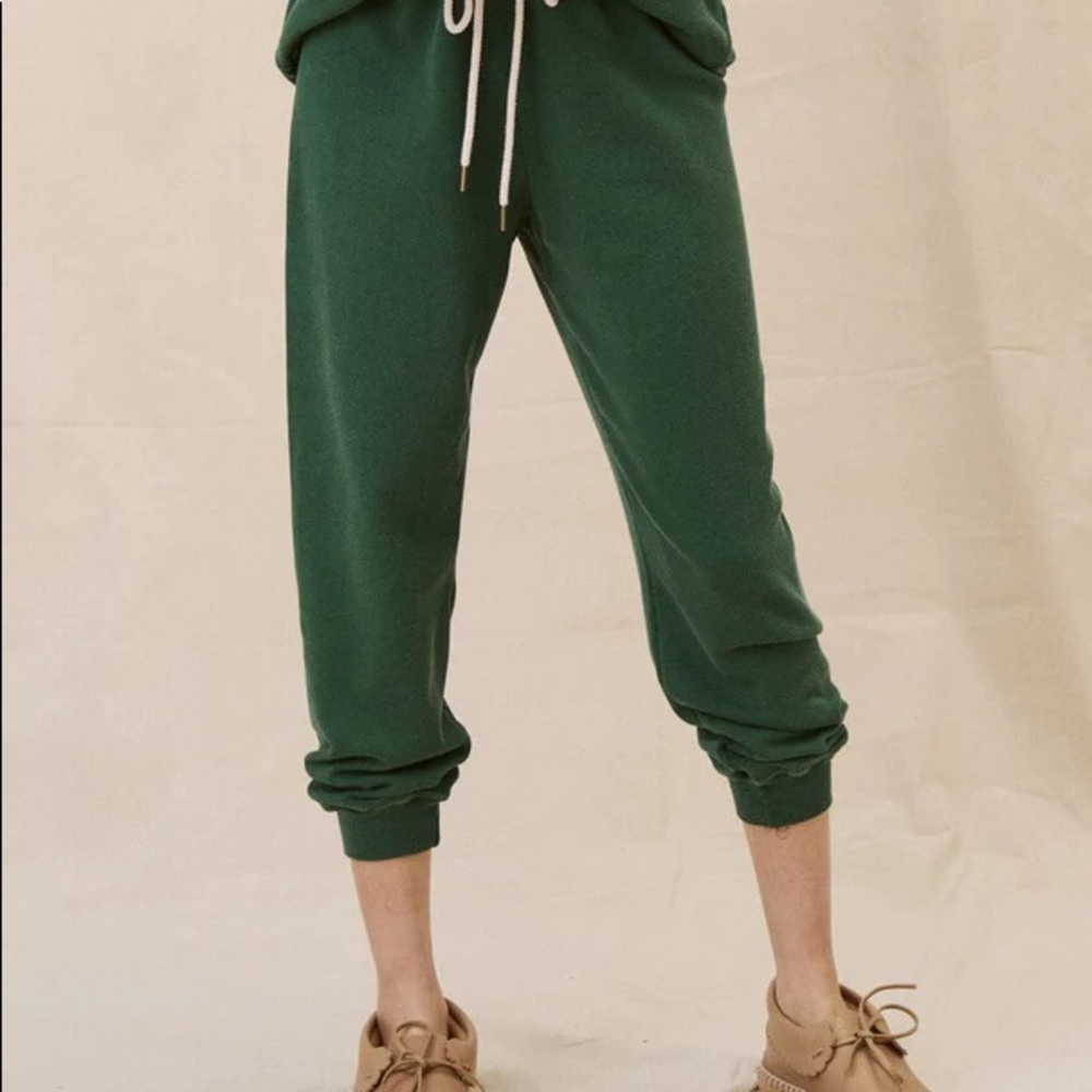 The Great Green Cropped Sweatpants